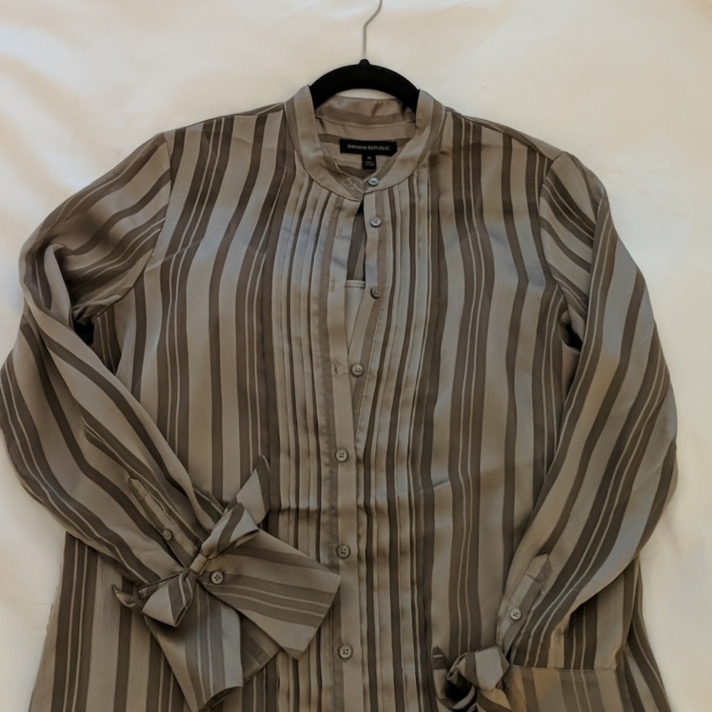 2/$15 Taupe silky button up work blouse M